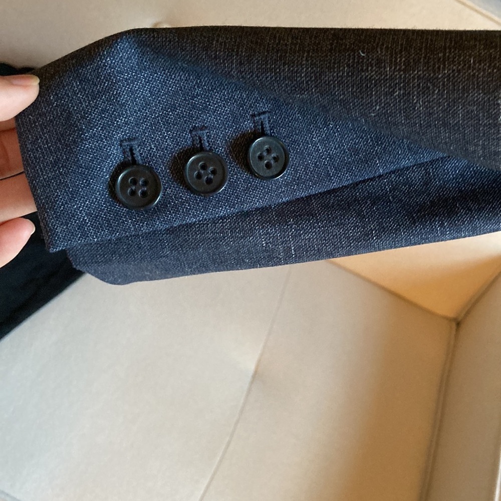 Theory Blue Multi Suit - Picture 5 of 9